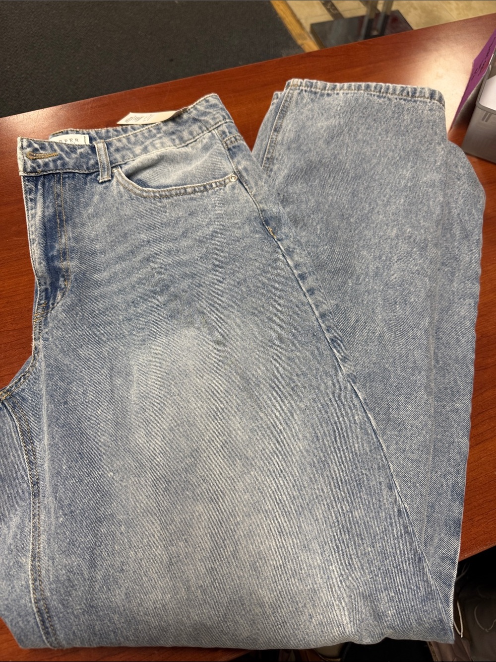 Francesca’s Harper heritage baggy jeans size 29 // 100152